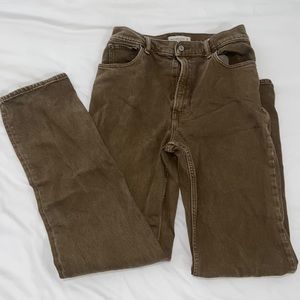 Abercrombie & Fitch: the ‘90s straight ultra high rise